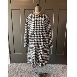 Shein Black and White Zigzag Pattern Knit Dress Size Medium